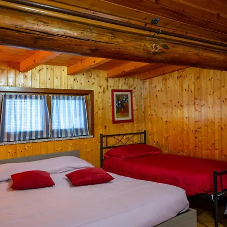 Lägenhet Casa Agnese, Ospitar Borno